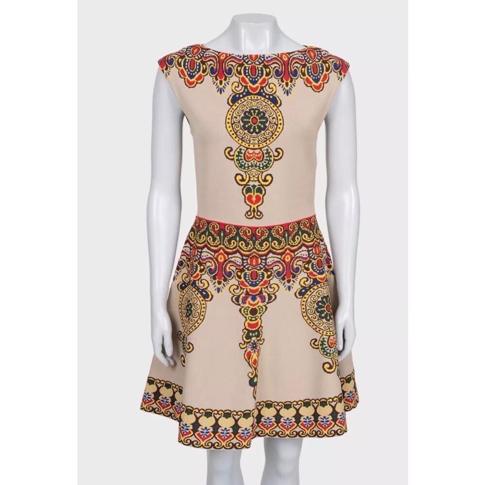 NWOT Valentino Beige Printed Fitted Dress Sz M